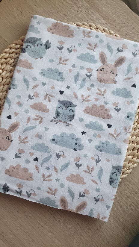 ● Pūces un zaķi●